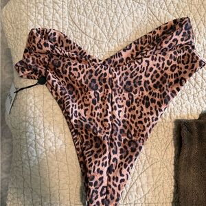 Skatie bottoms new with tags